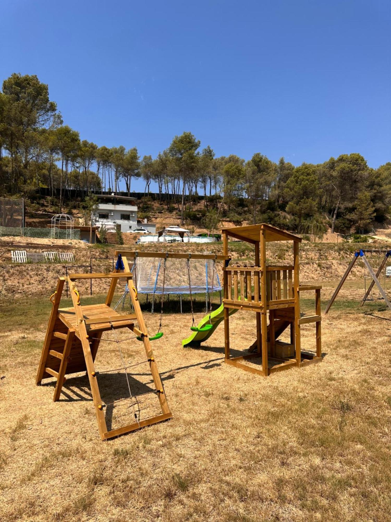 Villa Chetrus Casa En Plena Naturaleza Rubí Dış mekan fotoğraf